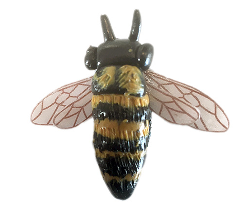 Bumble Bee Brooch Pin